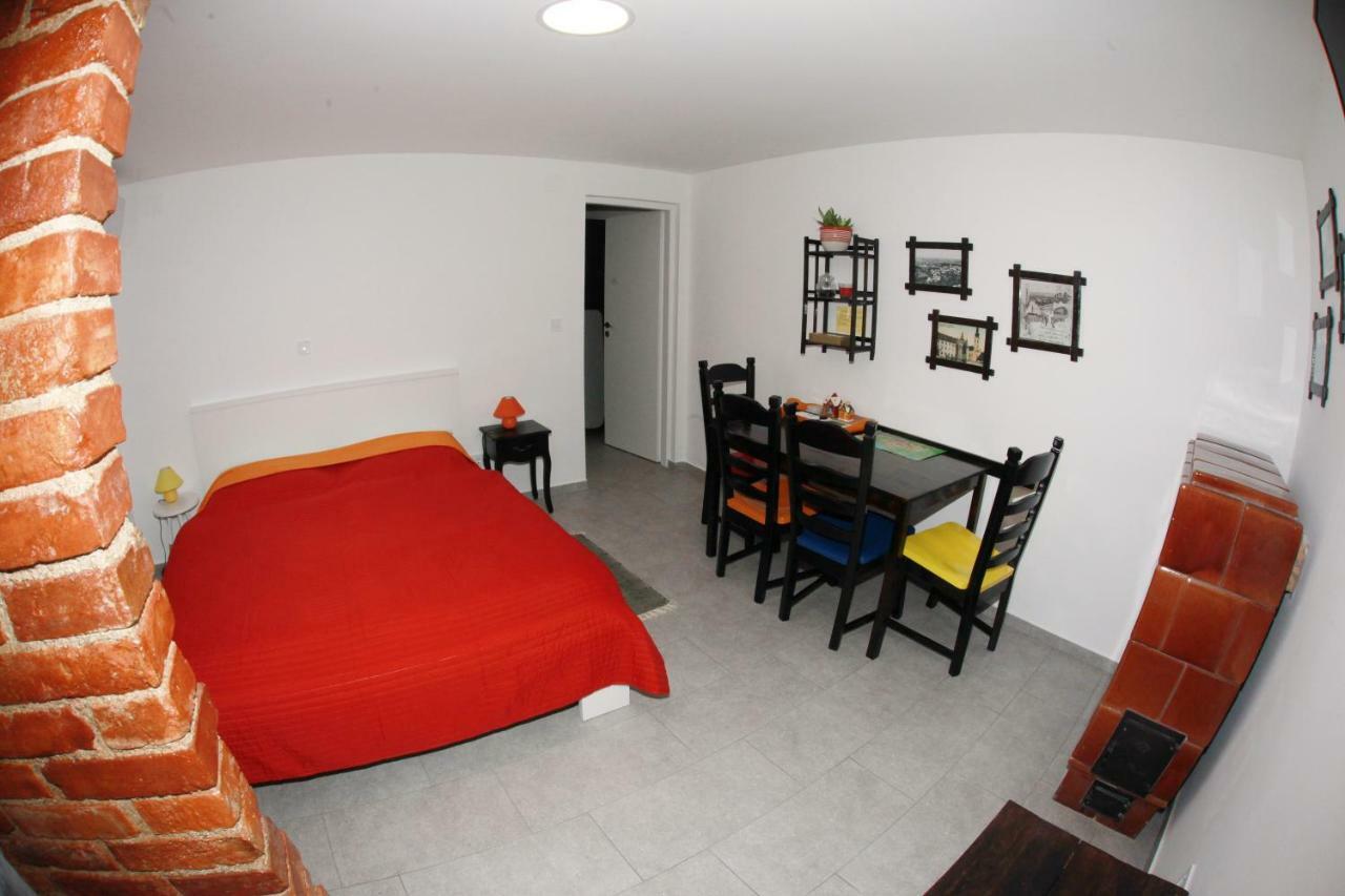 Apartman Kupa Карловаць Екстер'єр фото