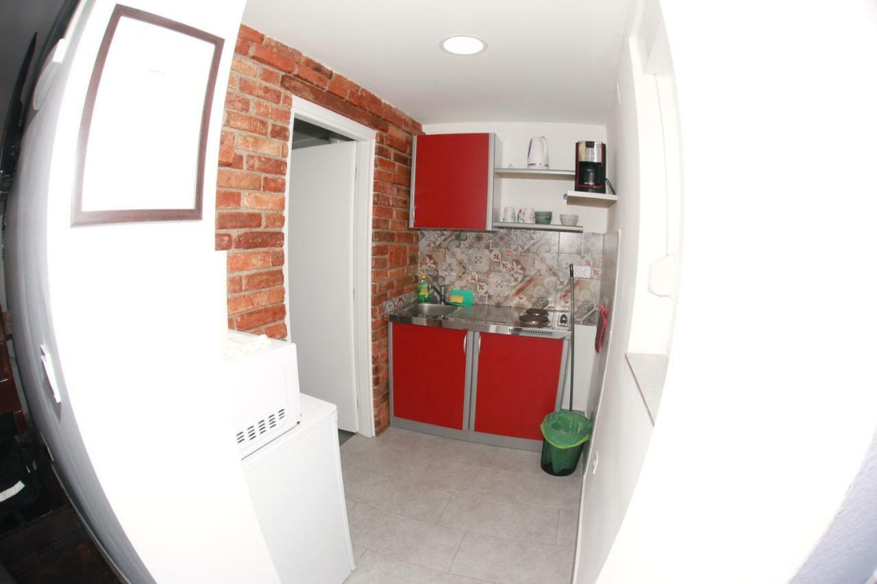 Apartman Kupa Карловаць Екстер'єр фото