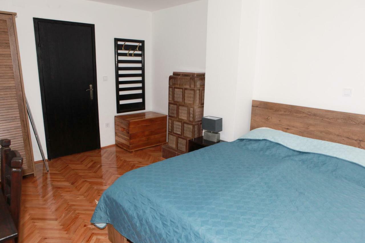 Apartman Kupa Карловаць Екстер'єр фото