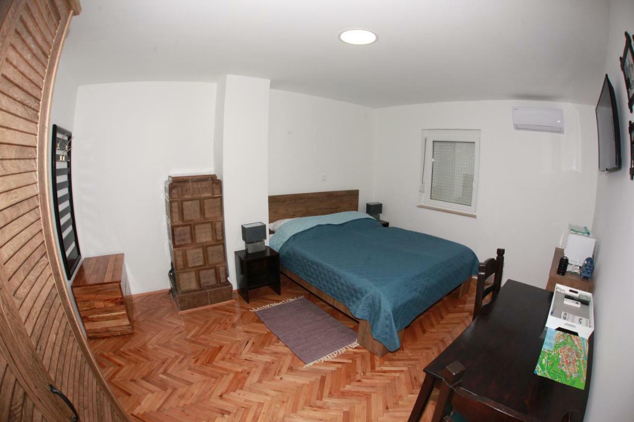 Apartman Kupa Карловаць Екстер'єр фото