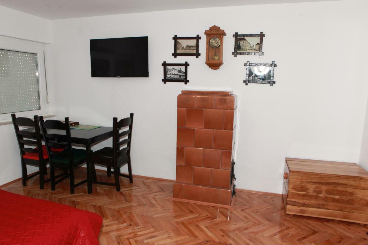 Apartman Kupa Карловаць Екстер'єр фото
